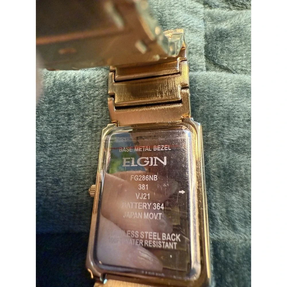ELGIN Watch Diamond cut Band Stunning Gold Tone watch Tank  men's